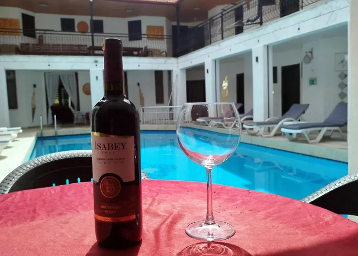 Отель Han Dalyan Hotel Дальян